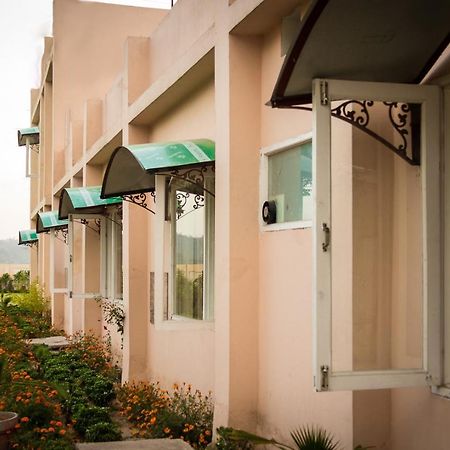 The Baghban Hotel & Resort, Baddi Exterior photo