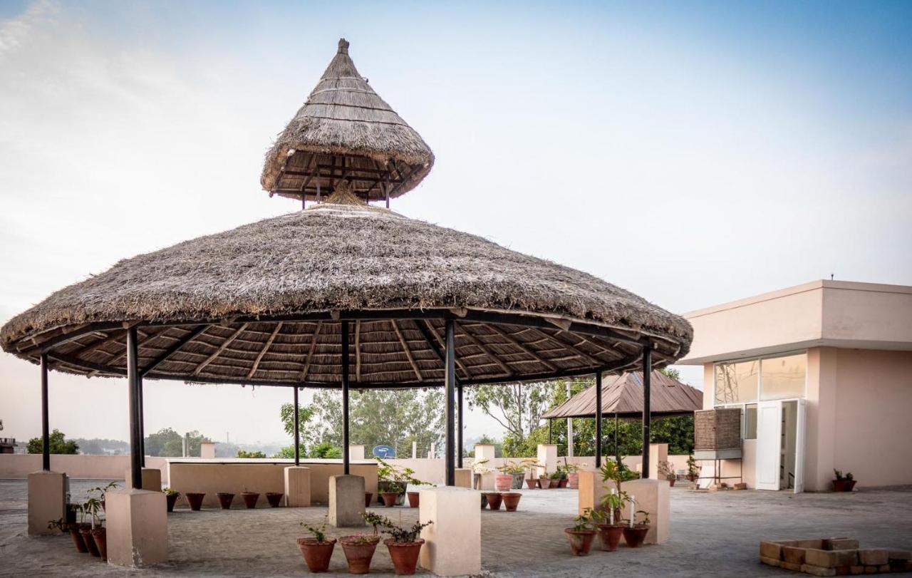 The Baghban Hotel & Resort, Baddi Exterior photo